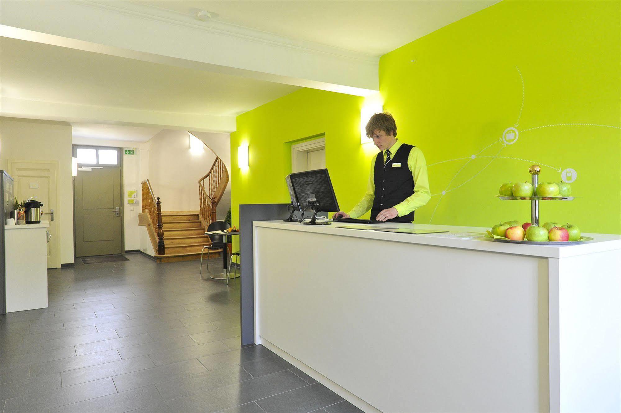 Campuszwei - Hotel & Boardinghouse Ludwigsburg Buitenkant foto